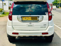 Micro Hover 2010 SUV for sale Yakkala