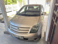 Toyota Ist FL Grade 2003 Car for sale Balangoda