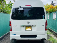 Toyota Hiace KDH 2006 Van for sale Kalutara
