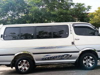 Toyota Hiace LH 102 1990 Van for sale Kurunegala