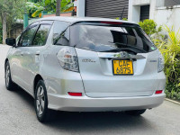Honda Fit Shuttle 2013 Car for sale Kottawa