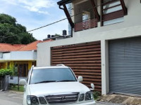 Toyota Cygnus V8 2004 SUV for sale Colombo