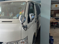 Toyota GDH 201 Super GL 2018 Van for sale Mount Lavinia
