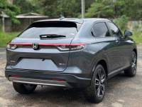 Honda Vezel X 2022 SUV for sale Mount Lavinia