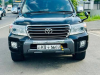 Toyota Land Cruiser Sahara 200 2011 SUV for sale Gampaha