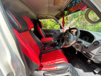 Nissan Caravan E25 2006 Van for sale Galle