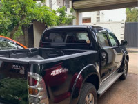Toyota Hilux Vigo G 2007 Double Cab for sale Gampaha