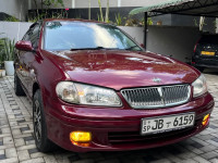 Nissan Sunny N16 2000 Car for sale Hanwella