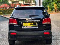 Kia Sorento 2011 SUV for sale Gampaha