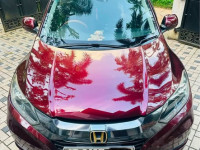 Honda Vezel 2014 SUV for sale Gampaha